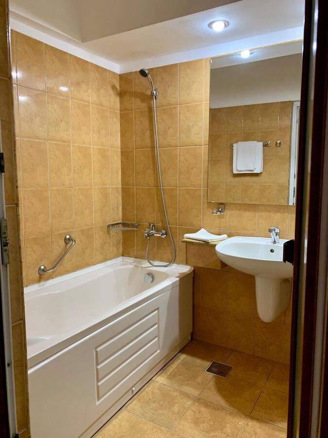 Отель Hotel Victoria Клуж-Напока