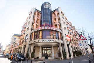Отель Hotel Victoria Клуж-Напока-0